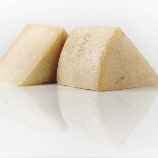 QUESO-OVEJA-LECHE-CRUDA-CURADO-(1)