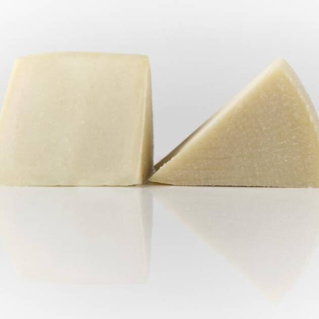 QUESO-OVEJA-LECHE-CRUDA-SEMICURADO