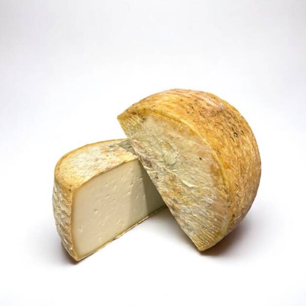 Quesos de Ubrique Cabra Payoya semicurado